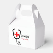 Verpleegkundige arts rood plus stethoscoop voeg na bedankdoosjes (Voorkant Zijde)