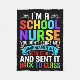 Verpleegkundige op school gewaardeerd door overhei fleece deken