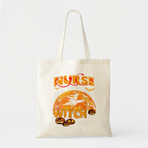 Verpleegkundige per dag heks van nacht Funny Hallo Tote Bag