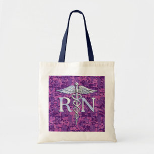 Verpleegkundige RN Silver Caduceus Fuchsia Camo Tote Bag