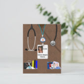 Verpleegkundigen Afstuderen Uitnodiging in Browns (Staand voorkant)