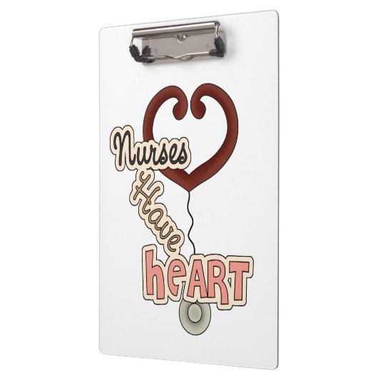 Verpleegkundigen hebben hartklembord klembord (Links)