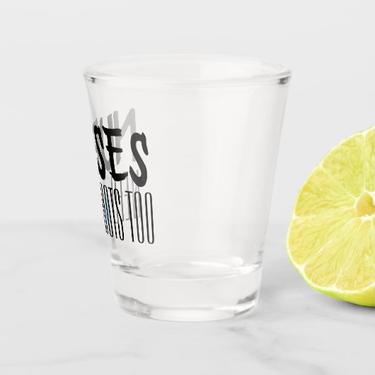 Verpleegkundigen hebben schoten nodig om de spuit shot glas (Rechts)