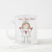 Verpleegkundigen hebben T-shirts en geschenken Matglas Koffiemok (Links)