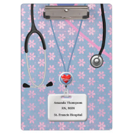 Verpleegkundigen kruipen in het blote patroon klembord