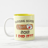 Verpleegschool 2012 Afstuderen Tweekleurige Koffiemok (Links)