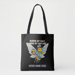 Verpleegster Bij Held Retro Cartoon Medische Gezon Tote Bag