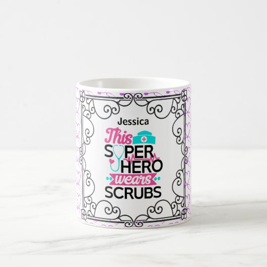 Verpleegster - Deze superheld draagt SCRUBS gepers Koffiemok (Center)