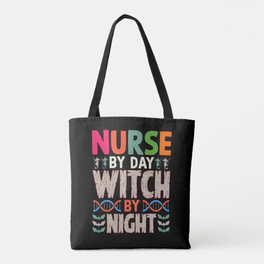 Verpleegster door Dag Heks door Nacht Halloween Ve Tote Bag (Achterkant)