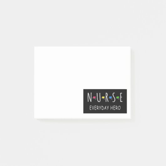 Verpleegster elke dag held post-it® notes (Voorkant)
