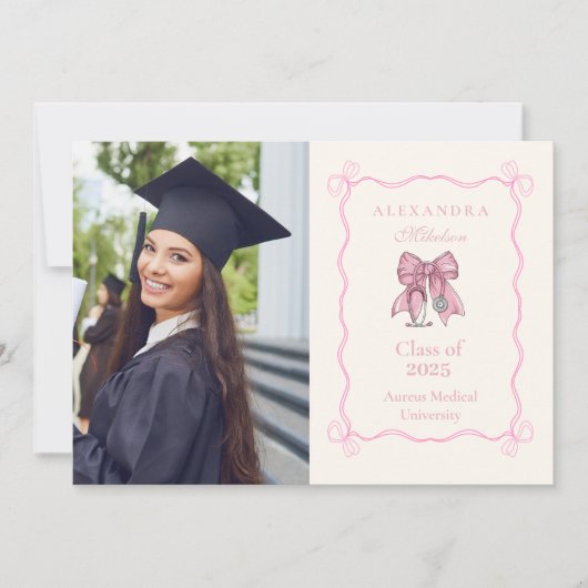 Verpleegster Foto Coquette Roze Bow Elegant Afstud Aankondiging (Voorkant)