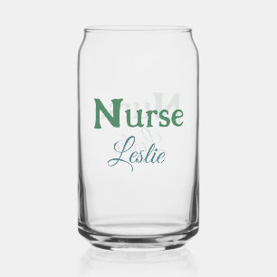 Verpleegster medisch dokter voeg naam tekst groen blikvorm glas