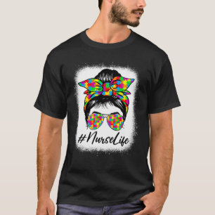 Verpleegster rommelige knot vrouwen die autismebew t-shirt