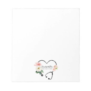 Verpleegster thuiszorg verzorgster bloem stethosco notitieblok