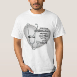 Verpleegster voor oogheelkunde met grijs hart t-shirt