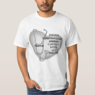 Verpleegster voor oogheelkunde met grijs hart t-shirt