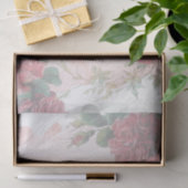 Verpletterde rode rozen die schrijven tissuepapier (Geschenk)