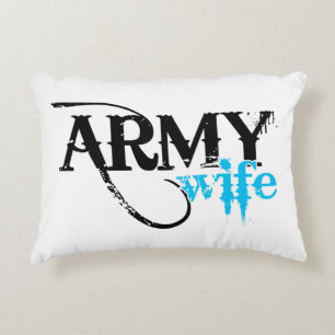 Verpletterende vrouw van het leger accent kussen
