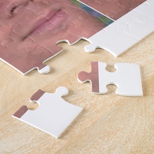 Verrassde blanke vent die de reactie van het thema legpuzzel (Zijkant)