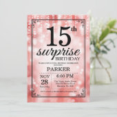 Verrassend 15e verjaardag Uitnodiging rood glitter (Staand voorkant)