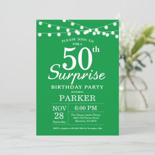Verrassend 50th Birthday Invitation Green Kaart (Staand voorkant)