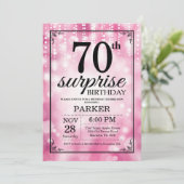 Verrassend 70e verjaardag Uitnodiging Roze Glitter (Staand voorkant)