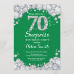 Verrassend 70th Birthday Green en Silver Diamond Kaart<br><div class="desc">Verrassend 70e uitnodiging op de verjaardag. Groene en Zilveren Rhinestone Diamond Red achtergrond. Elegant Birthday Bash nodigt uit. Volwassen verjaardag. Vrouwendag. Mannen op zaterdag. Voor verdere aanpassing,  te klikken gelieve de knoop "van de Aanpassing het"en ons ontwerphulpmiddel te gebruiken om deze sjabloon te wijzigen.</div>