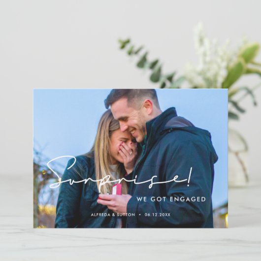 Verrassend dat we betrokken waren bij Modern minim Aankondiging (Staand voorkant)