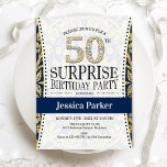 Verrassende 50e verjaardag - Witte goudmarine Kaart<br><div class="desc">Verrassende uitnodiging van de 50e verjaardag. Elegant design in faux glitter Gold,  wit en marine. Kenmerkt het manuscriptdoopvont en diamantaantal. Ideaal voor een stijlvolle feestdag voor vrouwen of mannen.</div>