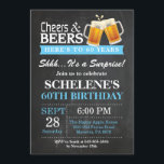Verrassende Cheers and Beers 60th Birthday Invitat Kaart<br><div class="desc">Surprise Cheers and Beers 60th Birthday Invitation Kaart. Verjaardag voor volwassenen. Blauw. 16e 18e 21e 30e 40e 50e 60e 70e 80e 90e 100e. Elke leeftijd. Voor verdere aanpassing klikt u op de knop "Aanpassen" en gebruikt u onze ontwerptool om deze sjabloon te wijzigen.</div>