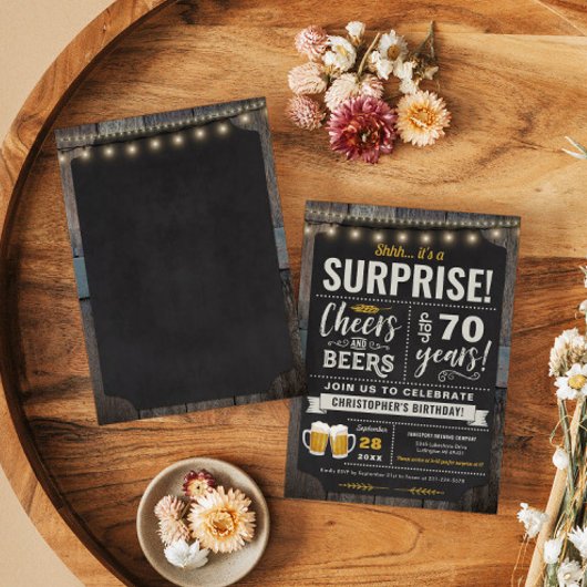 Verrassende Cheers and Beers 70th Birthday Invitat Kaart