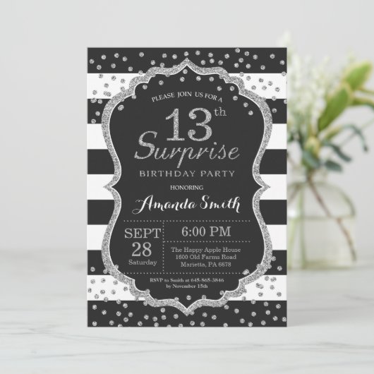 Verrassing 13e verjaardag uitnodiging. Zilver Glit Kaart (Staand voorkant)