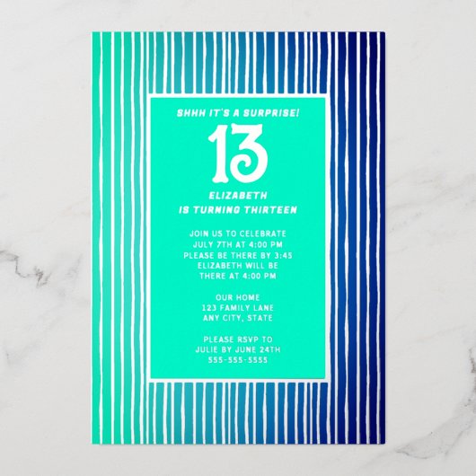 Verrassing 13e verjaardagsfeest Bright Blue Girly Folie Uitnodiging (Voorkant)
