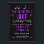 Verrassing 40e Verjaardagsfeest - Zwart Paarse Kaart<br><div class="desc">Verrassing 40e verjaardag feestuitnodiging. Eenvoudig stijlvol design in zwart,  paarse en witte kleuren. Beschikt over stijlvol scriptlettertype. Verrassingsfeest voor man of vrouw. Kan in om het even welke leeftijd worden aangepast!</div>