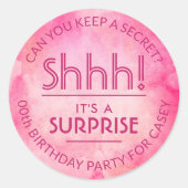 Verrassing verjaardagsfeestje Shhh! Roze Waterverf Ronde Sticker (Voorkant)