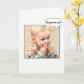 Verrast jongetje voor knievervanging kaart (Gele Bloem)