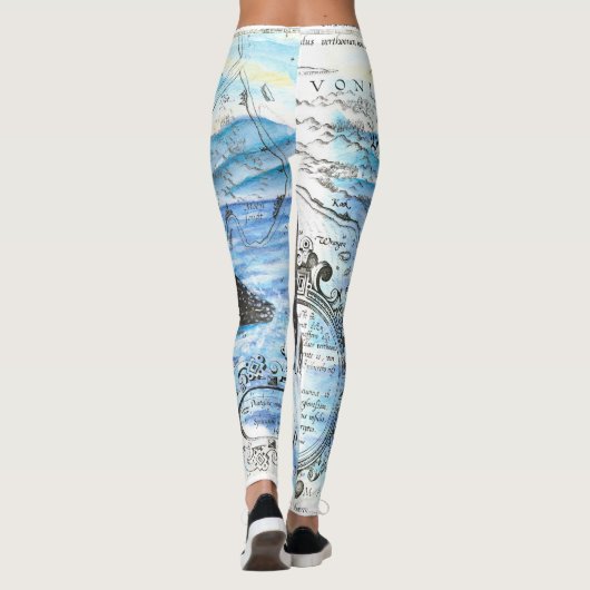 Verreikende orca Ancient Map Leggings (Achterkant)