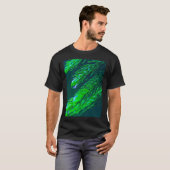 Vers groene bladeren met waterdruppel - Pine Tree T-shirt (Voorkant volledig)