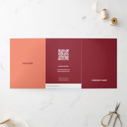 Vers rode toon uitgelijnd QR-code Tri-Fold Kaart (Buitenkant)
