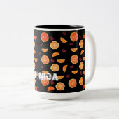 Vers Sinaasappel Vruchten Slices en Kaneel Tweekleurige Koffiemok (Voorkant rechts)