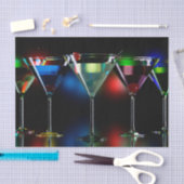 Verschillende cocktails in martinibrillen met verl tissuepapier (Craft)