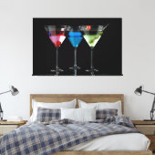 Verschillende cocktails in martinibrillen op zwart canvas afdruk (Insitu (Slaapkamer))