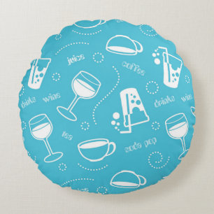 Verschillende drinken rond kussen