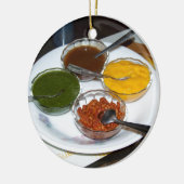 Verschillende Indiase specerijen in bowlen Keramisch Ornament (Links)