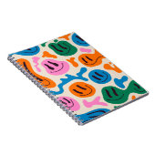 Verschillende kleurrijke smeltende glimlende gezic notitieboek (Rechterzijde)