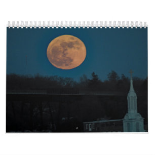 Verschillende manen gedurende het hele jaar kalender