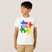Verschillende, niet minder puzzelstukjes Hart Wit T-shirt (Voorkant volledig)