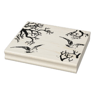 Verschuldigd object in volo tra i rami rubberstempel