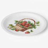 Verse aardbeien in een rieten mand papieren bordje (Gekanteld)