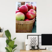 Verse appelen in mandje op de boerenmarkt poster (Thuiskantoor)
